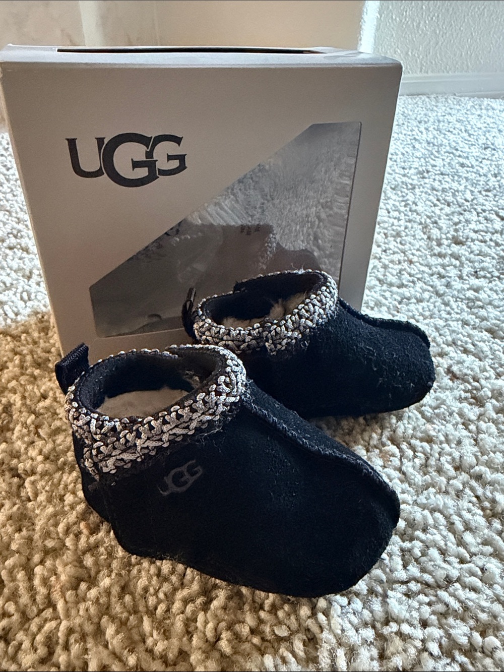 UGG Black Infant Cozy Booties with Patterned Knit Cuff